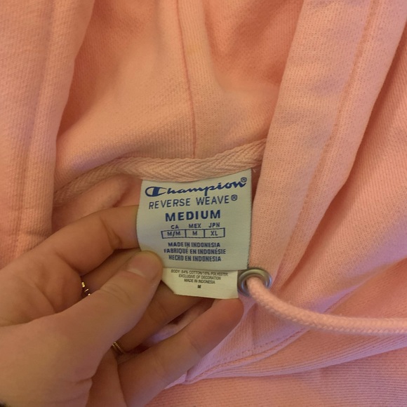 Champion cropped pink sweater - Picture 2 of 2